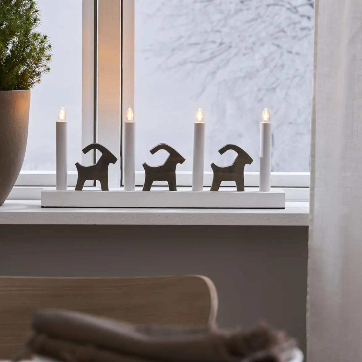 BRUSE Ljusstake 17,5cm LED Vit/Trä