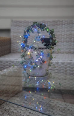 DEW DROP Solcells-ljusslinga 0,5cm 50LED Silver IP44