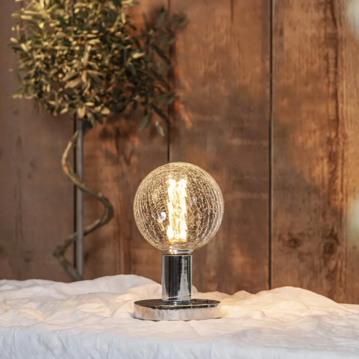 E27 Glob125 Decoled 1W 2000K 50lm Bubblig LED-Lampa