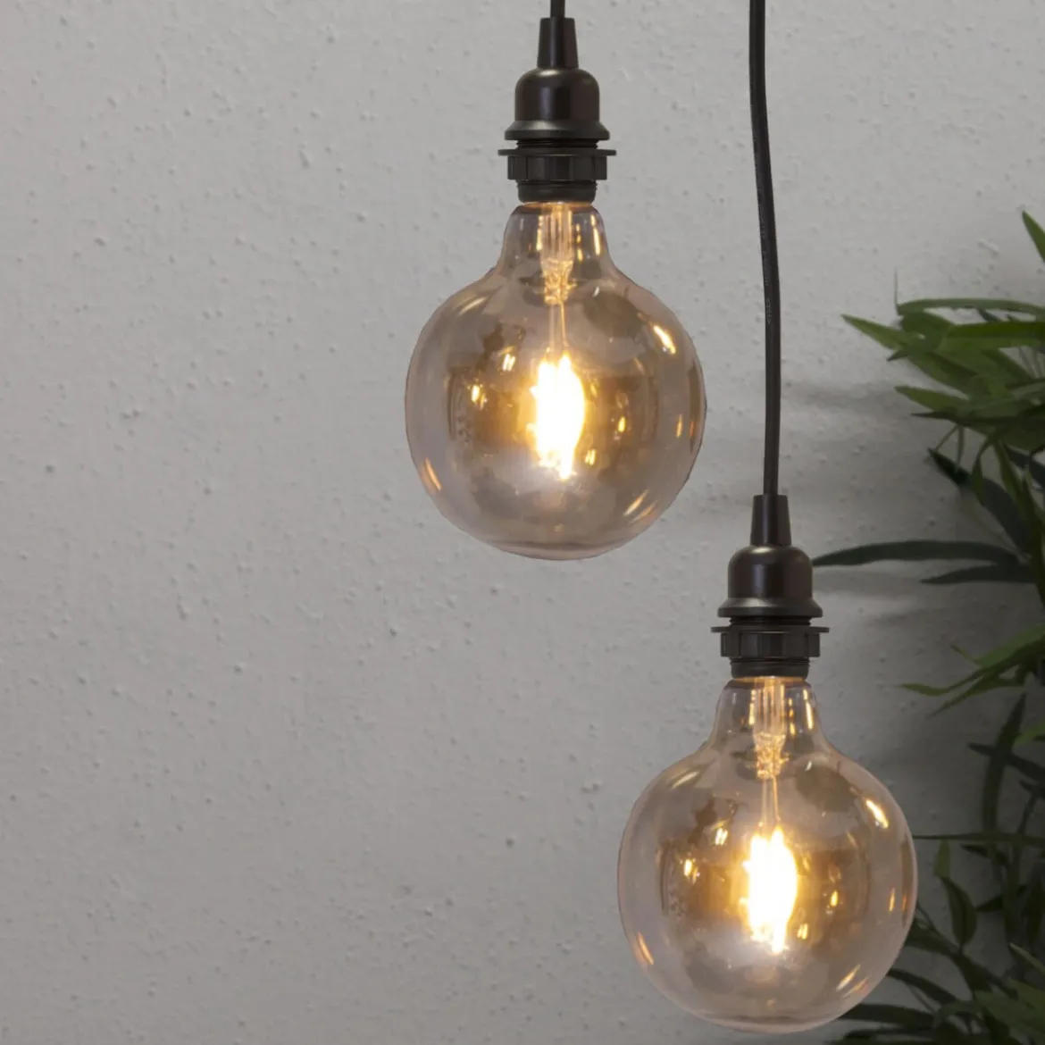 E27 Glob125 Plain Amber 0.75W 2000K 80lm LED-Lampa