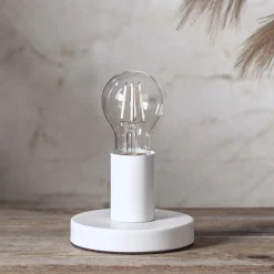 E27 Normal Dimbar 7W 2700K 806lm Klar LED-Lampa