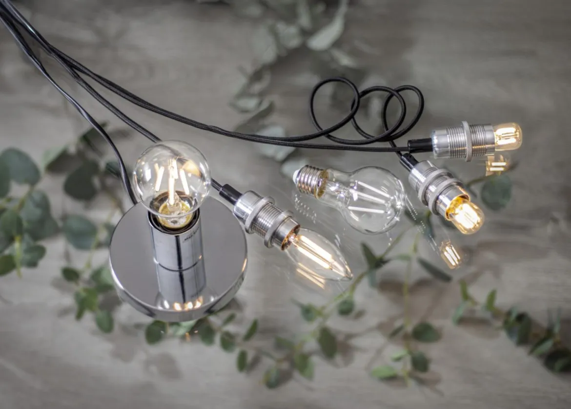 E14 Päron Dimbar 1.6W 2700K 110lm Klar LED-Lampa