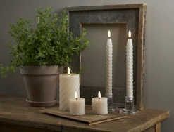 FLAMME SWIRL LED-Blockljus 15cm Beige