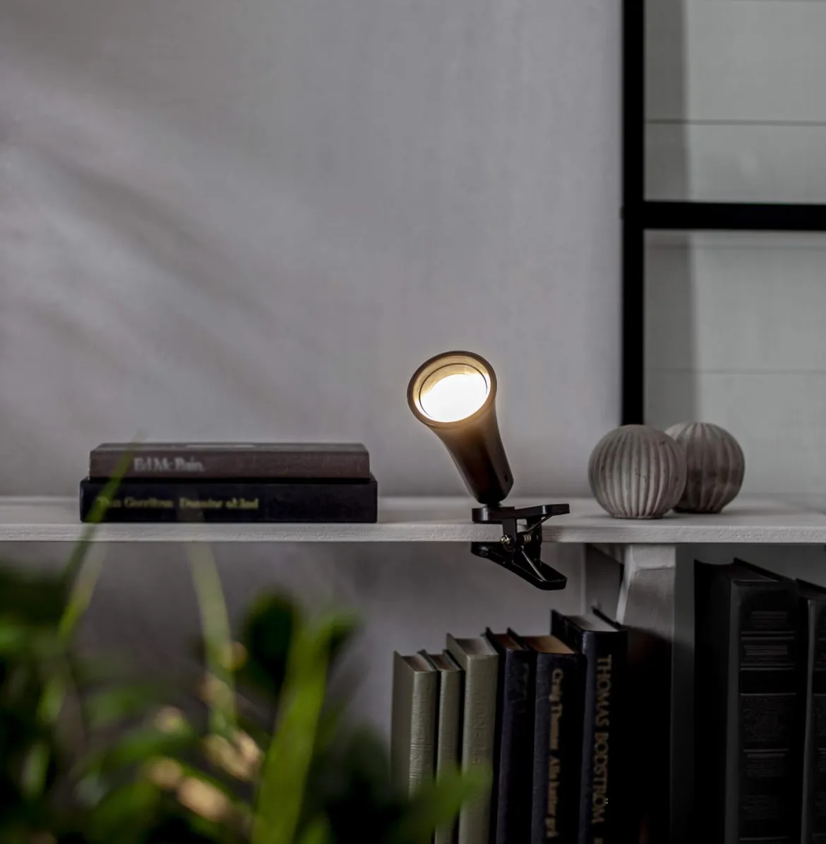 FUNCTIONAL Bord/Vägg/Klämmlampa USB-Laddbar 38cm Svart