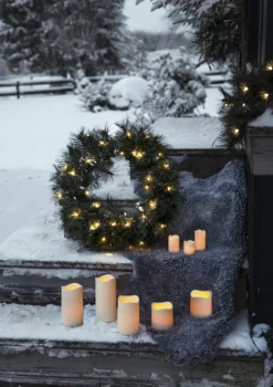 RUSSIAN PINE Krans 50cm 30LED IP44 Grön